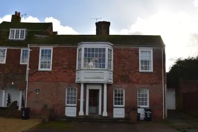 Image de Whitefriars is a family & dog friendly holiday home, sleeping 8 guests in Rye
