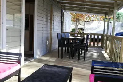 Image de Mobil Home Recent 3 Chambres dans camping 4* Environnement Nature