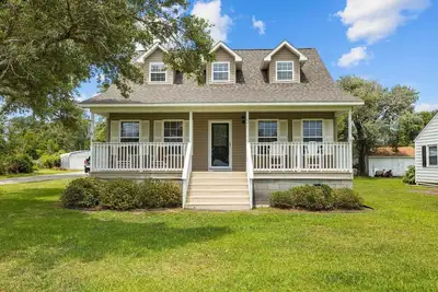 Image de High Tider-Pet Friendly Home in Harkers Island, Nc