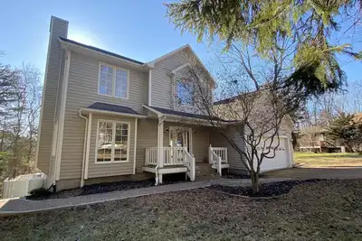 Image de Only Private Pool in Massanutten! Large Comfy Home. Your fun starts Here.