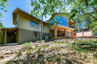 Image de The Epic Escheresque House w/Ac on Cherry Hill