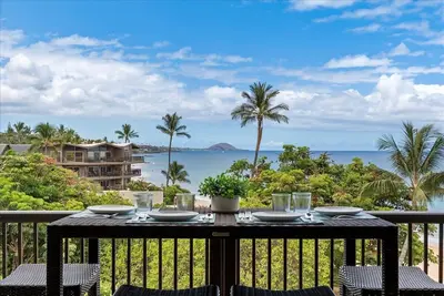 Image de Mana Kai 412: Oceanview 2bd/2ba Condo  Beach Access at Exclusive Kihei Resort