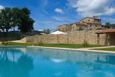 Image de Large estate for 16 in Tuscany: spa, near siena, monticiano