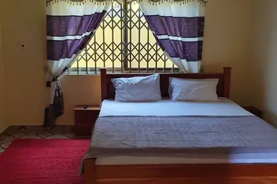 2 Bedroom ensuite executive apartment, 3 baths, 3 toilets