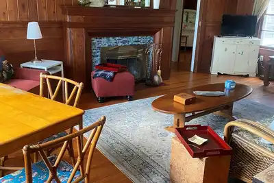 Image de Casa La Flora -Casual Elegance & Old Florida Charm- Location, Location, Location