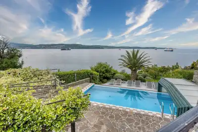 Pool Apartments Debeli Rtič