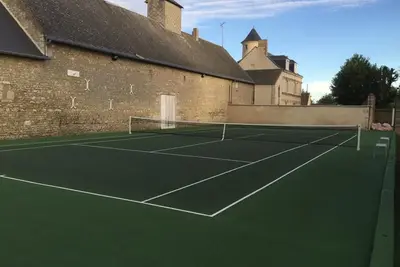 Image de Maison lumineuse avec jardin privatif, proche châteaux de la Loire, tennis gratuit et charme historique