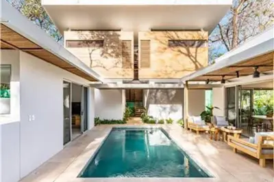 Image de Green House 1 Summary