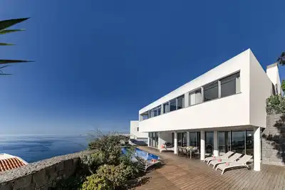Image de Villa sensationnelle à Madère | Villa Garajau Do Mar | 4 chambres | Vue sur la mer | Piscine chauffé
