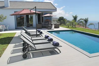 Image de Villa de luxe Calheta | Casa Calheta Heights | 3 chambres | Superbes vues sur la mer | Design contem