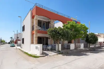 Image de Vacation home close to sandy beach and stores