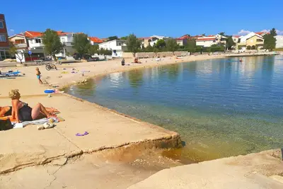 Image de Appartements Antun, (16434), Vir, Croatia