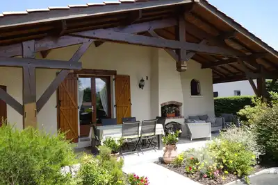 Villa avec jardin tennis Wifi à 300m lac et piste cyclable- 333751