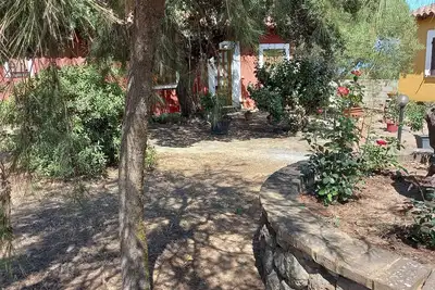Image de 4km from the sea, family apartment with indoor parking and garden