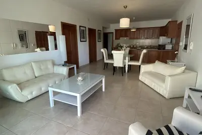 Image de Modern and peaceful 2 bedroom apartment, Bbq + Pool