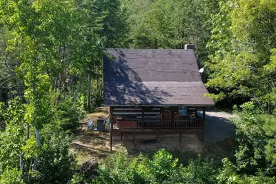 Image de Sitting Rock - Cabin In The Smokies