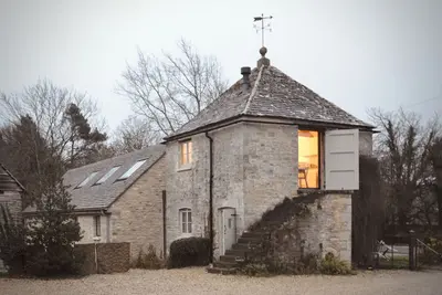 Image de High Cogges Farm Holiday Cottages – The Granary in Witney