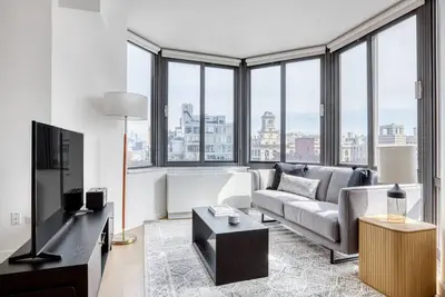 Image de Ideal Tribeca Studio w/ Gym, W/D, Doorman, Pool, View by Blueground