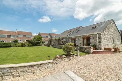 Woodside Barns, family friendly, with a garden in St. Austell