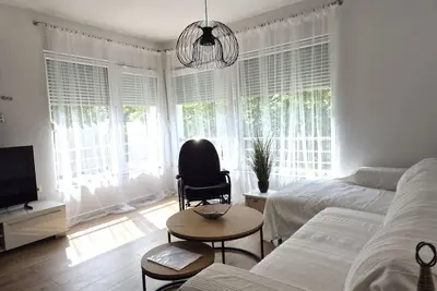 Image de Deluxe Apartments Goya near the Beach & Old Town - Private Parking