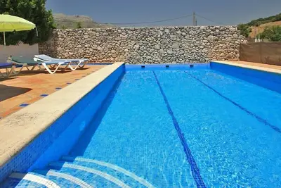 Image de A finca for family and friends with private pool and close to Ronda!