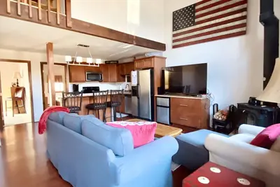 Image de Boars Bungalow - Linderhof Golf, Pool, & More!