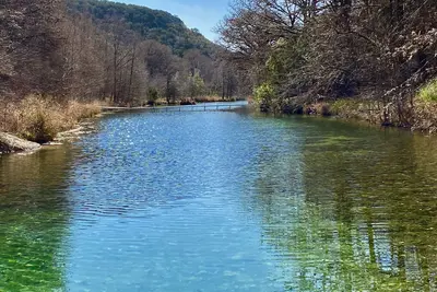 Image de Gated River Ranch ~ 1, 000' Private Frio River! Mtn. Views, Pet & Polaris Ok.