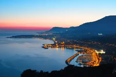 Image de You could spent the whole day on the terrace watching the Mediterranean sea