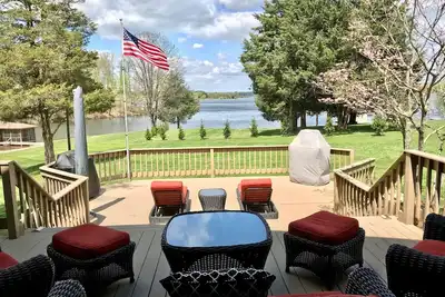 Image de Amazing Views with Boathouse, Beach and Game Room on Lake Anna's Public Side