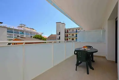 Image de Appartement de vacances avec climatisation et balcon