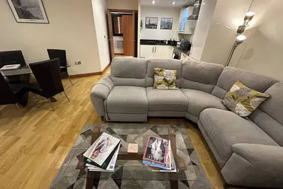 Image de Charmante 2 chambres à coucher \/ 2 salles de bains à 7mins à pied de la gare de Wharf Canary