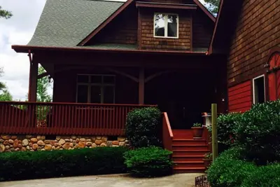 Image de Elégant Nw Ga Lac Private Home Sur 90 Acres près de Rome Braves, Berry College!