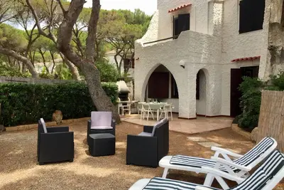 Maison de vacances en Sardaigne à La Perla Marina sable face à la plage