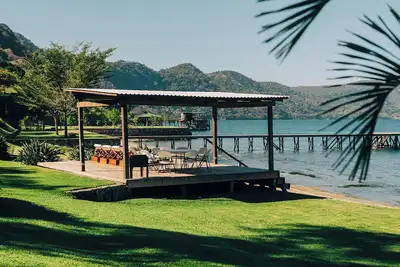 Image de Monte Carlo au lac Coatepeque w / service de ménage Inclus