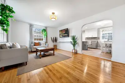 Image de Cozy Modern Cabin