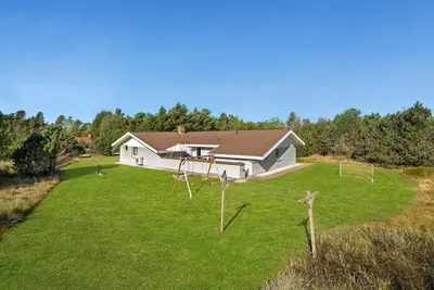 Image de Belle maison à Blåvand avec WiFi