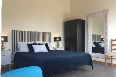 Image de Freshman House, Beautiful Place