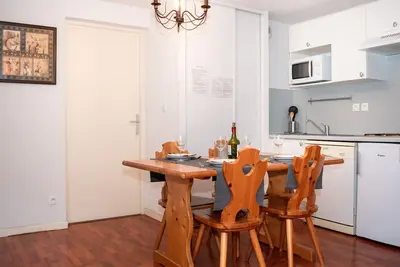 Image de Appartement 2 Pièces pour 6 Personnes avec Piscine à Vignec près de Saint-Lary-Soulan