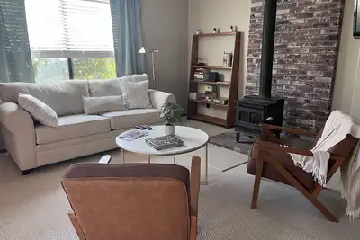 Image de Cozy Guest house in a country setting.