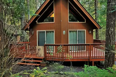 Image de Cozy Winter Retreat w/ Woodstove & Old School Movies - Hoodsport / Lake Cushman