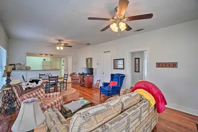 Image de 4 Miles to Lake Jacksboro: Cozy Texas Cottage