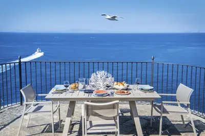 Image de Villa Galidia with Jacuzzi, Sea View, Garden and Air Conditioning