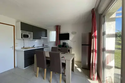 Image de Maison duplex avec clim, 2 piscines, terrasse, parking, animaux admis - 8 pers.