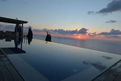 Image de Okeanos Luxury villas- World’s First-Class Luxury Retreat+ Private Infinity Pool