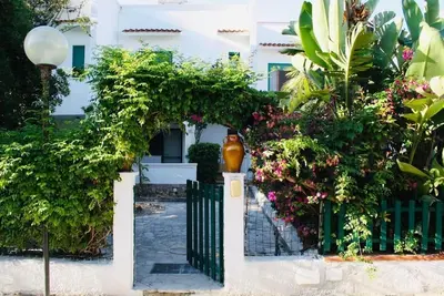 Image de Maison de vacances San Pietro in Bevagna pour 1 - 5 personnes avec 2 chambres à coucher - Maison de