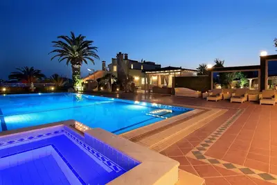 Image de Black Diamond Luxury Villa Anavyssos in Athens