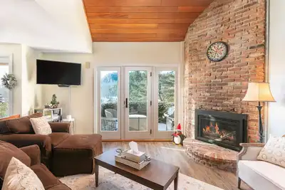 Image de Wentworth Condo on Jackson’s Xc ski trails, close to Attitash, Wildcat, Cranmore