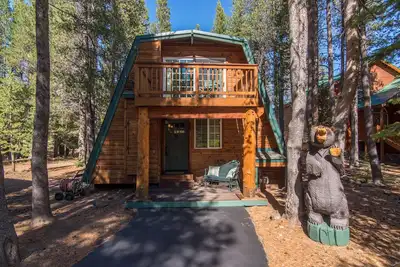 The Davos Cabin, Truckee (2br+loft)