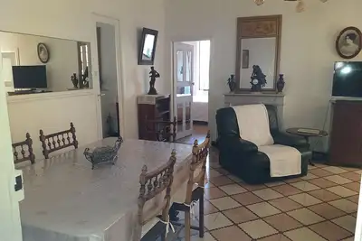 Image de Grande maison de famille au centre de Cargese, 6 personnes 3 chambres 100m2