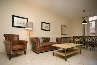 Image de La Petite Cloche (The Little Bell) - Old Nice